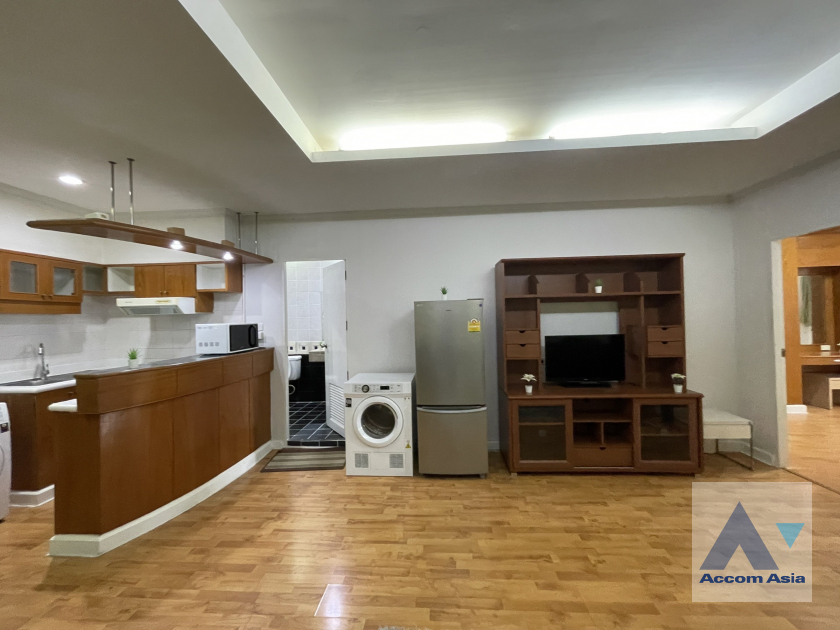  2 Bedrooms  Condominium For Rent in Sukhumvit, Bangkok  near BTS Thong Lo (AA22839)