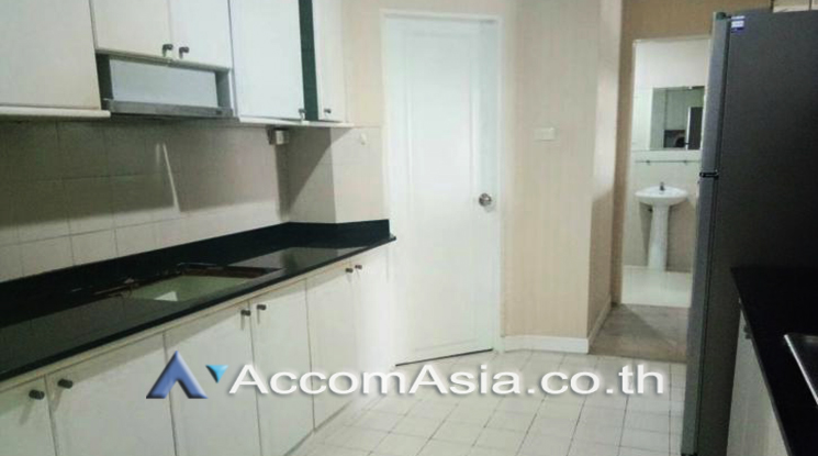  2 Bedrooms  Condominium For Rent in Sukhumvit, Bangkok  near BTS Thong Lo (AA22841)