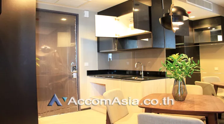  1 Bedroom  Condominium For Rent & Sale in Sukhumvit, Bangkok  near BTS Asok - MRT Sukhumvit (AA22843)