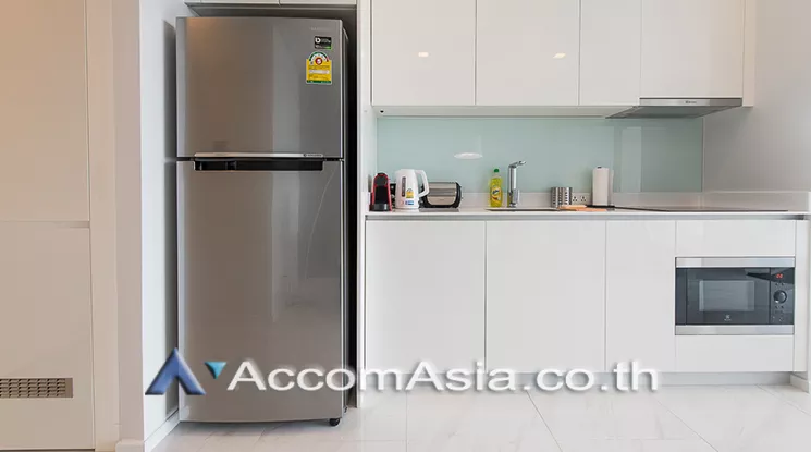  2 Bedrooms  Condominium For Rent in Sukhumvit, Bangkok  near BTS Nana (AA22847)