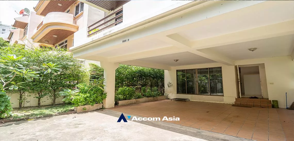 6  4 br House For Rent in Sukhumvit ,Bangkok BTS Phrom Phong AA22965