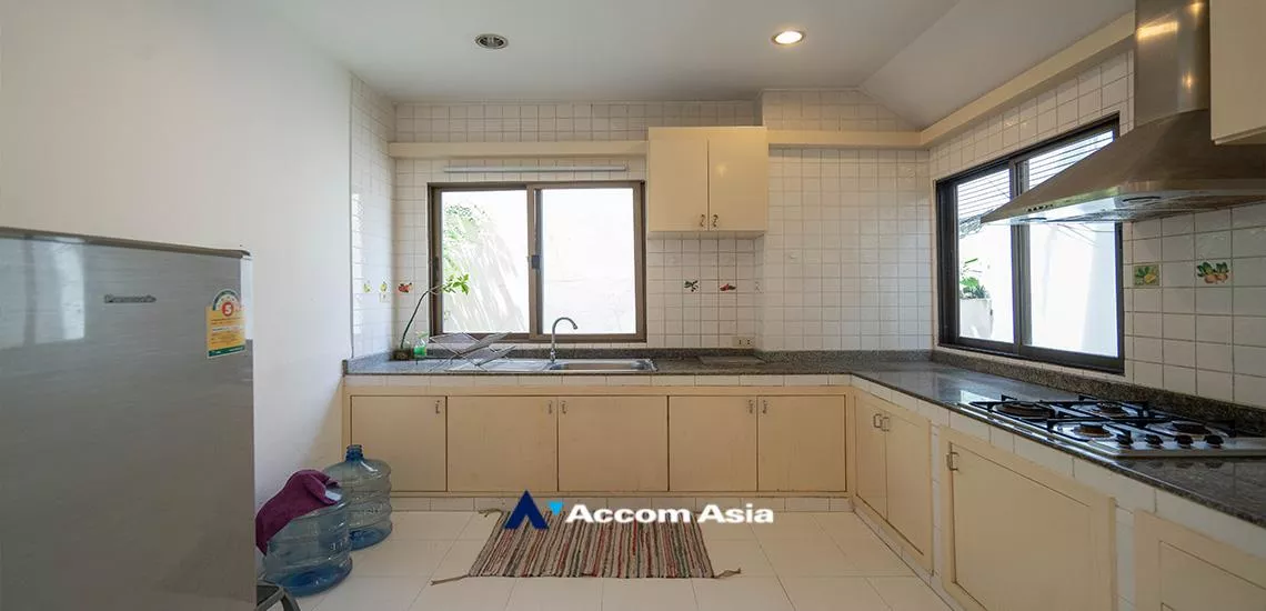 19  4 br House For Rent in Sukhumvit ,Bangkok BTS Phrom Phong AA22965