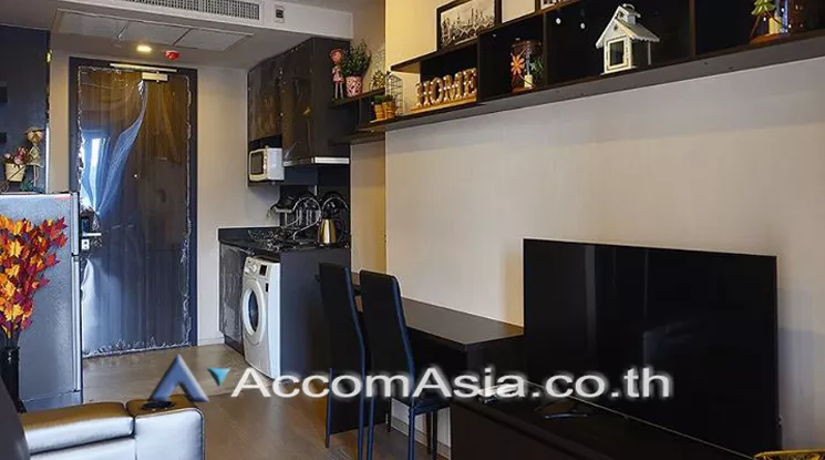  1 Bedroom  Condominium For Rent in Sukhumvit, Bangkok  near BTS Asok - MRT Sukhumvit (AA22980)