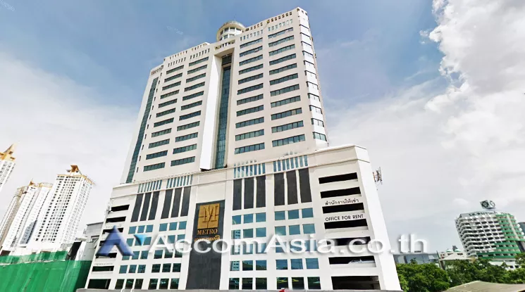  2  Office Space For Rent in Ratchadaphisek ,Bangkok MRT Rama 9 at Vorasombat Building AA23038