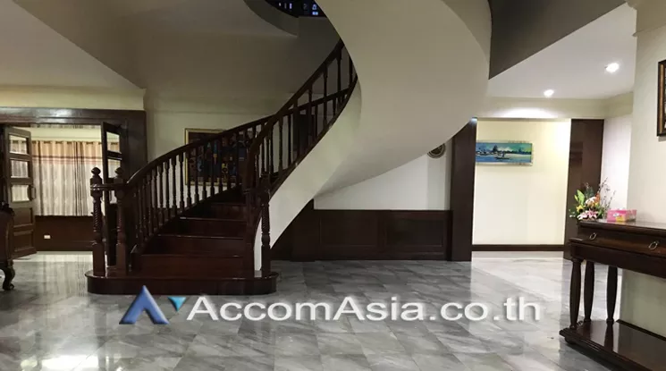 4  6 br House For Sale in pattanakarn ,Bangkok ARL Hua Mak AA23079