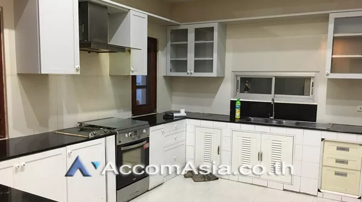 6  6 br House For Sale in pattanakarn ,Bangkok ARL Hua Mak AA23079