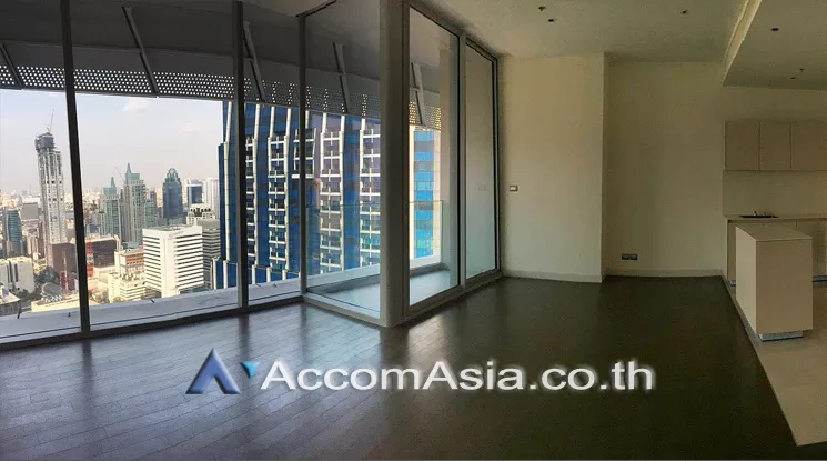  2 Bedrooms  Condominium For Rent & Sale in Ploenchit, Bangkok  near BTS Ratchadamri (AA23119)