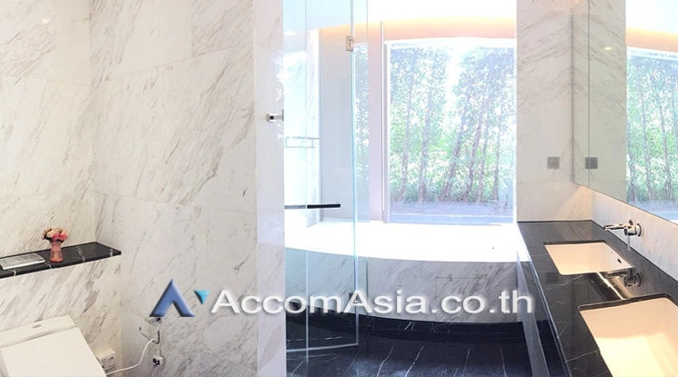 8  2 br Condominium For Rent in Silom ,Bangkok MRT Lumphini at Saladaeng One AA23171