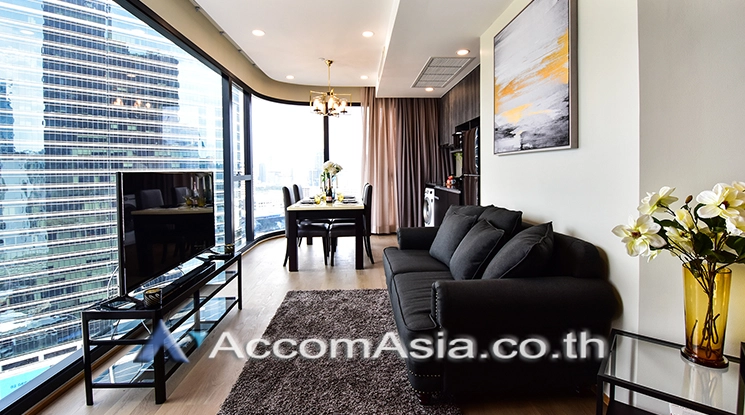  2 Bedrooms  Condominium For Rent in Silom, Bangkok  near MRT Sam Yan (AA23178)