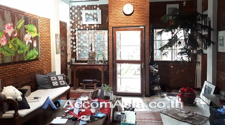  2  3 br House For Rent in sukhumvit ,Bangkok BTS Phrom Phong AA23180