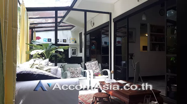  1  3 br House For Rent in sukhumvit ,Bangkok BTS Phrom Phong AA23180