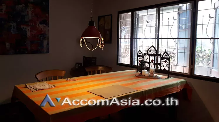 4  3 br House For Rent in sukhumvit ,Bangkok BTS Phrom Phong AA23180