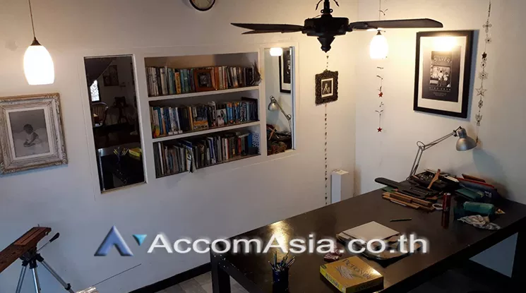 9  3 br House For Rent in sukhumvit ,Bangkok BTS Phrom Phong AA23180