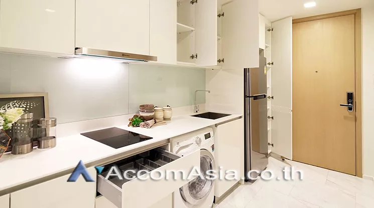  1 Bedroom  Condominium For Rent in Sukhumvit, Bangkok  near BTS Nana (AA23199)