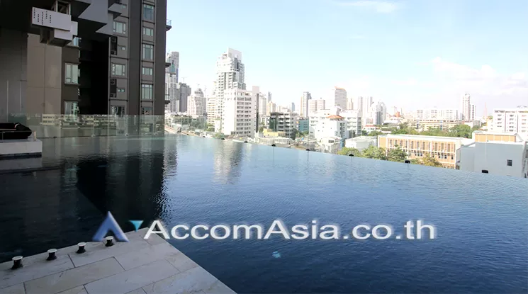  1 Bedroom  Condominium For Sale in Sukhumvit, Bangkok  near BTS Thong Lo (AA23229)