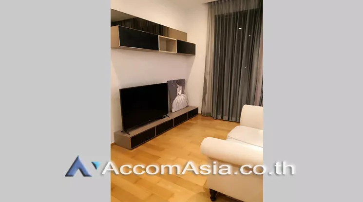  1 Bedroom  Condominium For Sale in Sukhumvit, Bangkok  near BTS Thong Lo (AA23229)