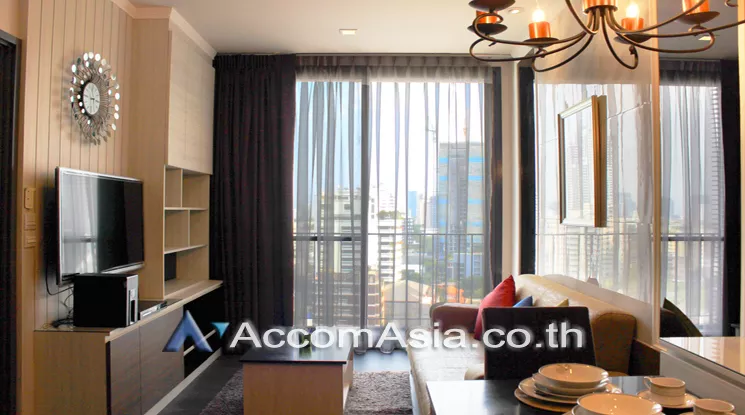 Corner Unit |  1 Bedroom  Condominium For Rent & Sale in Sukhumvit, Bangkok  near BTS Asok - MRT Sukhumvit (AA23247)