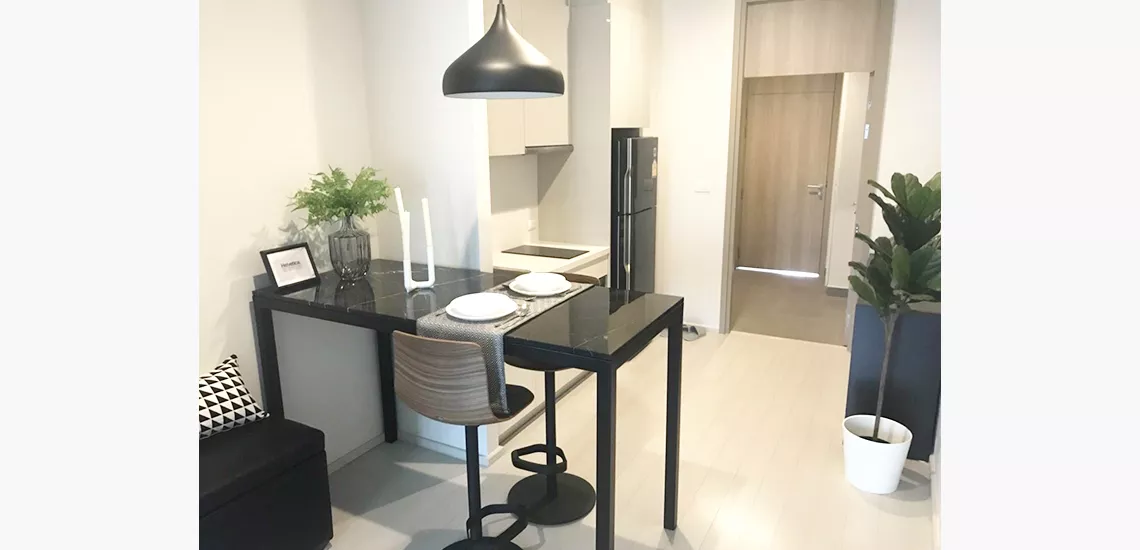  1 Bedroom  Condominium For Rent & Sale in Ploenchit, Bangkok  near BTS Ploenchit (AA23260)