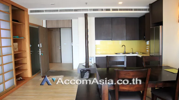  2 Bedrooms  Condominium For Rent in Sukhumvit, Bangkok  near BTS Thong Lo (AA23283)