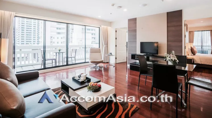  2 Bedrooms  Apartment For Rent in Sukhumvit, Bangkok  near BTS Nana (AA23339)