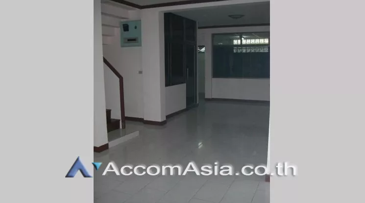  1  3 br House For Sale in Sukhumvit ,Bangkok BTS Bang Chak AA23357