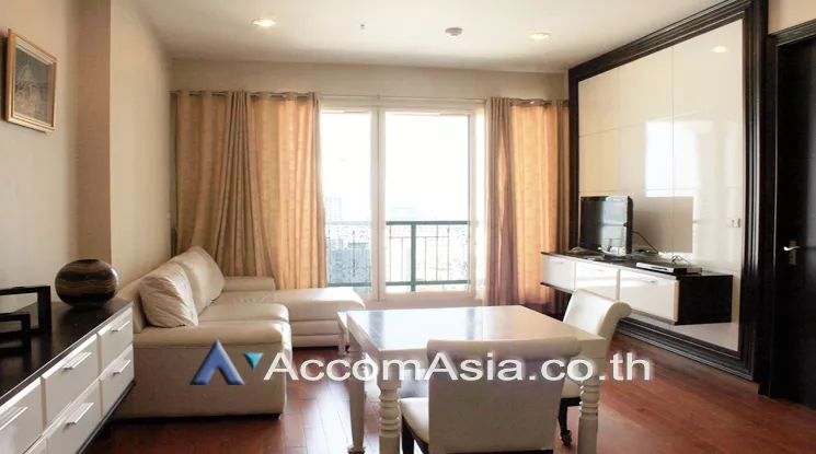  1 Bedroom  Condominium For Rent & Sale in Ploenchit, Bangkok  near BTS Chitlom (AA23393)