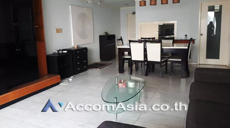  3 Bedrooms  Condominium For Rent in Sukhumvit, Bangkok  near BTS Phrom Phong (AA23489)