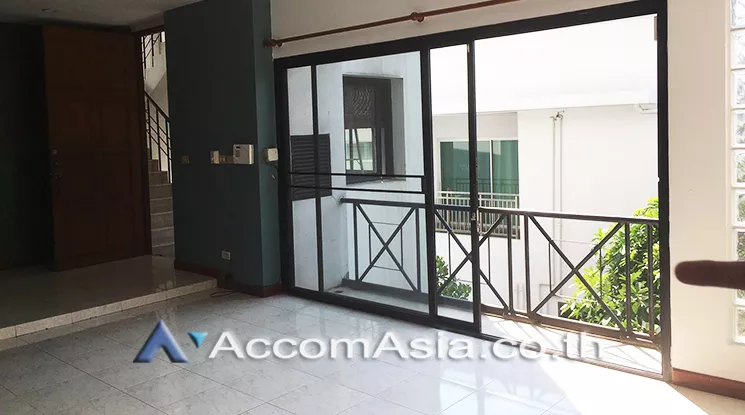 10  3 br Apartment For Rent in Sukhumvit ,Bangkok BTS Phrom Phong at Homely Atmosphere And Privacy AA23500