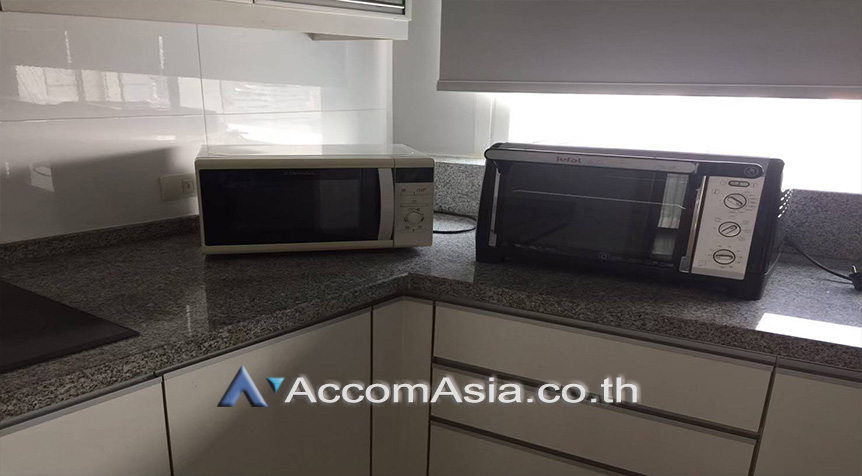  3 Bedrooms  Condominium For Rent in Sukhumvit, Bangkok  near BTS Asok - MRT Sukhumvit (AA23549)