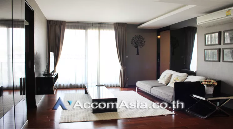  2 Bedrooms  Condominium For Rent in Sukhumvit, Bangkok  near BTS Ekkamai (AA23571)