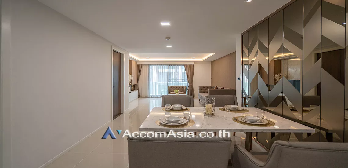  2 Bedrooms  Apartment For Rent in Sukhumvit, Bangkok  near BTS Thong Lo (AA23685)