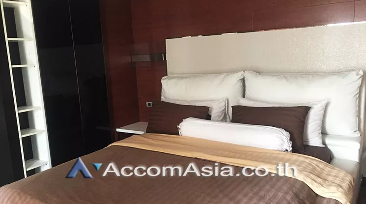  2 Bedrooms  Condominium For Rent in Sukhumvit, Bangkok  near BTS Asok - MRT Sukhumvit (AA23703)