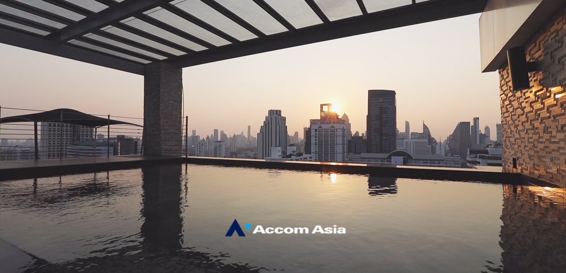 Private Swimming Pool, Double High Ceiling, Penthouse condominium for sale in Sukhumvit at The Master Centrium Asoke-Sukhumvit, Bangkok Code AA23834