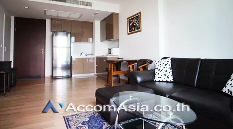  1 Bedroom  Condominium For Sale in Sukhumvit, Bangkok  near BTS Thong Lo (AA23949)