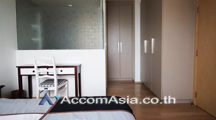  1 Bedroom  Condominium For Sale in Sukhumvit, Bangkok  near BTS Thong Lo (AA23949)