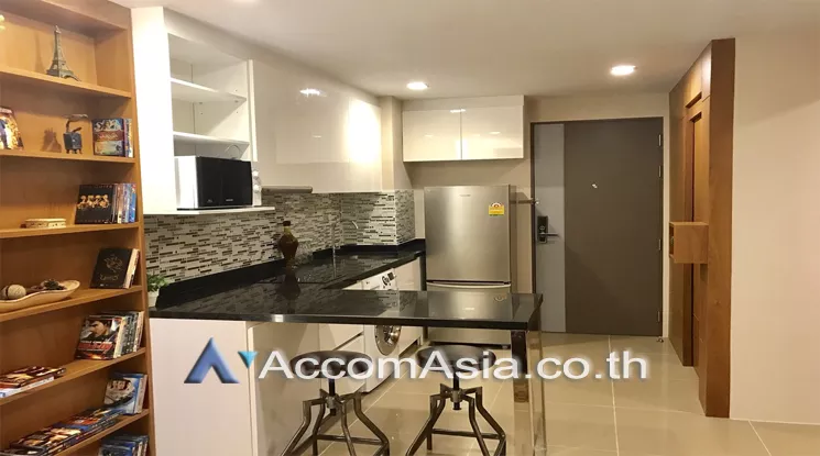  1 Bedroom  Condominium For Rent in Sukhumvit, Bangkok  near BTS Asok - MRT Sukhumvit (AA23951)