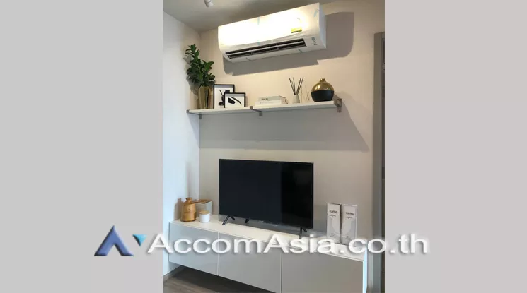  1 Bedroom  Condominium For Sale in Sukhumvit, Bangkok  near BTS Ekkamai (AA23959)