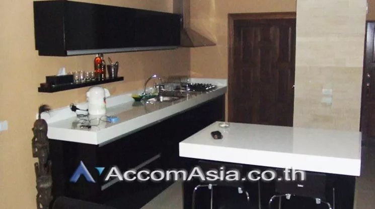  2 Bedrooms  Condominium For Rent in Sukhumvit, Bangkok  near BTS Phrom Phong (AA23960)