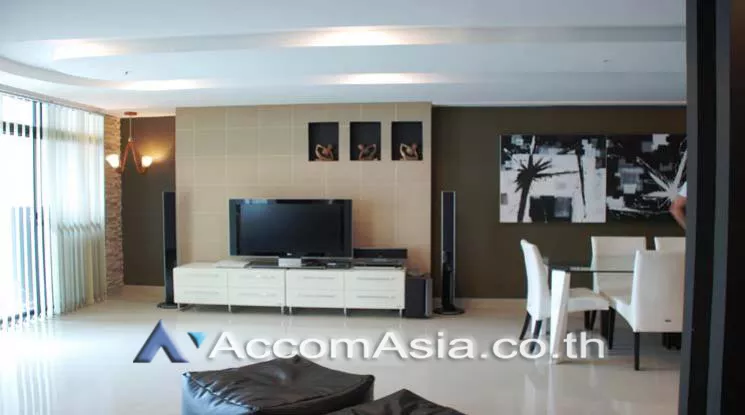  2 Bedrooms  Condominium For Rent in Sukhumvit, Bangkok  near BTS Phrom Phong (AA23961)