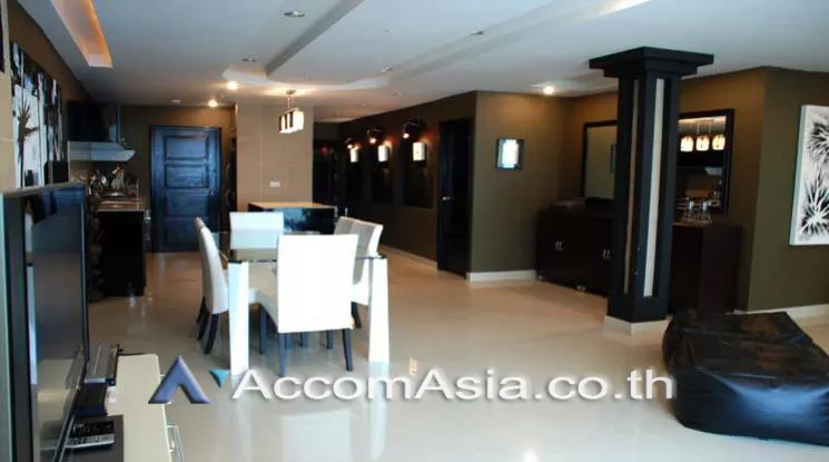  2 Bedrooms  Condominium For Rent in Sukhumvit, Bangkok  near BTS Phrom Phong (AA23961)