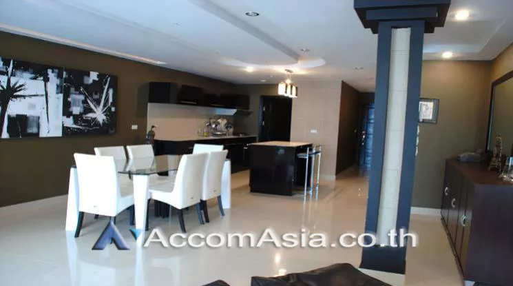  2 Bedrooms  Condominium For Rent in Sukhumvit, Bangkok  near BTS Phrom Phong (AA23961)