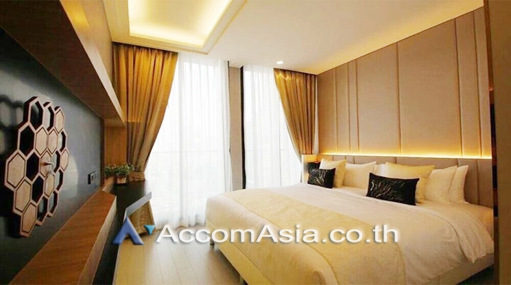  1 Bedroom  Condominium For Rent in Ploenchit, Bangkok  near BTS Ploenchit (AA24051)