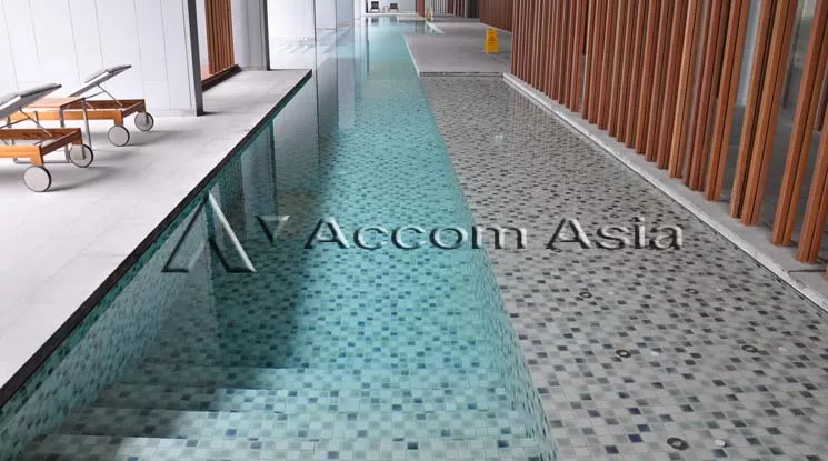  1 Bedroom  Condominium For Rent in Sukhumvit, Bangkok  near BTS Nana (AA24089)