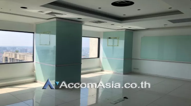 4  Office Space For Rent in Charoennakorn ,Bangkok BTS Krung Thon Buri - BTS Wongwian Yai at Sinn Sathorn Tower AA24121