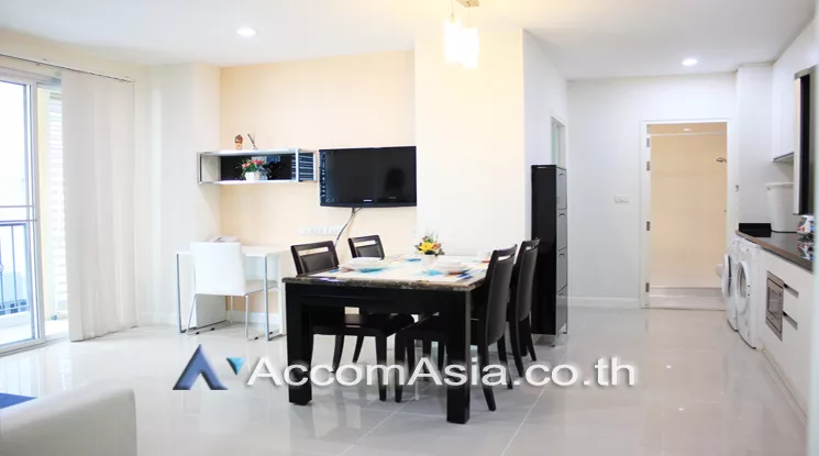  2 Bedrooms  Apartment For Rent in Sukhumvit, Bangkok  near BTS Phrom Phong (AA24124)