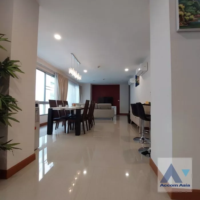 5  3 br Apartment For Rent in Sukhumvit ,Bangkok BTS Phrom Phong at Fully Furnished Apartment AA24126