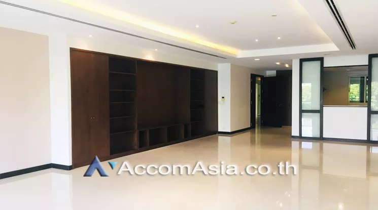  3 Bedrooms  Condominium For Rent in Sathorn, Bangkok  near MRT Lumphini (AA24169)