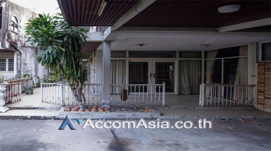 5  4 br House for rent and sale in sukhumvit ,Bangkok BTS Thong Lo AA24176