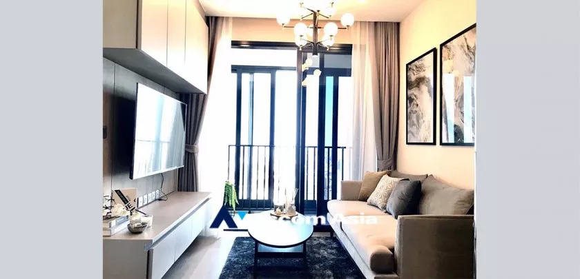 Corner Unit |  2 Bedrooms  Condominium For Rent in Sukhumvit, Bangkok  near BTS Asok - MRT Sukhumvit (AA24198)