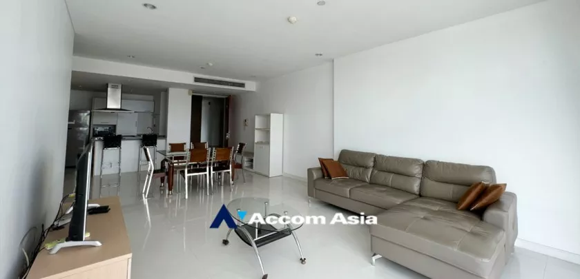 Pet friendly |  2 Bedrooms  Condominium For Rent in Sukhumvit, Bangkok  near BTS Ekkamai (AA24213)